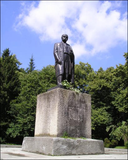 Пам'ятник Т.Г.Шевченку у місті Стрий Львівської області.