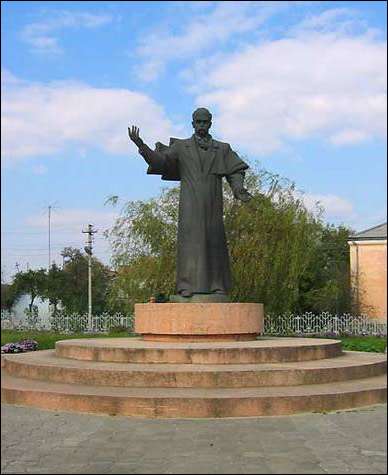 Пам'ятник Т.Г.Шевченку у місті Ходорів Жидачівського району Львівської області.